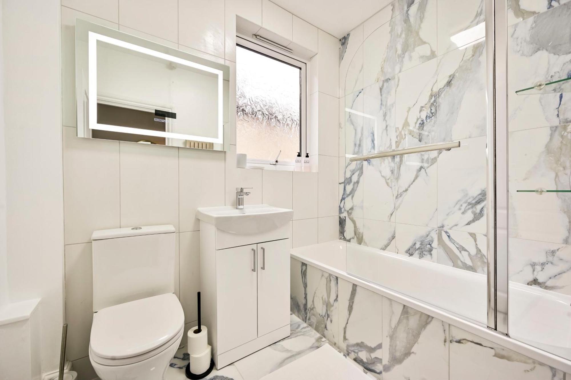 לונדון A Two Bedroom A Stride Away From Meridian Greenwich מראה חיצוני תמונה